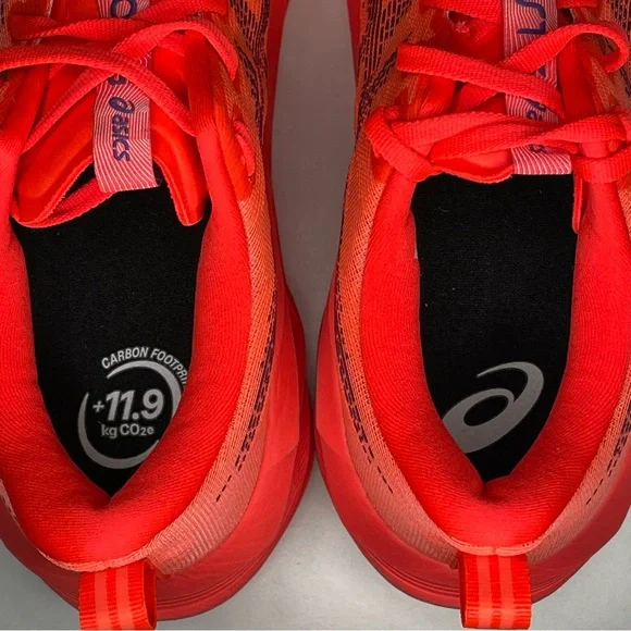 Asics Novablast 5 Flash Red/Edo Purple Mens size 9.5 - Picture 9 of 11